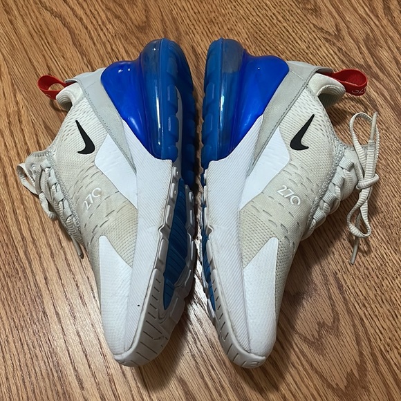 Nike Other - Big kids Nike air max 270 size 6